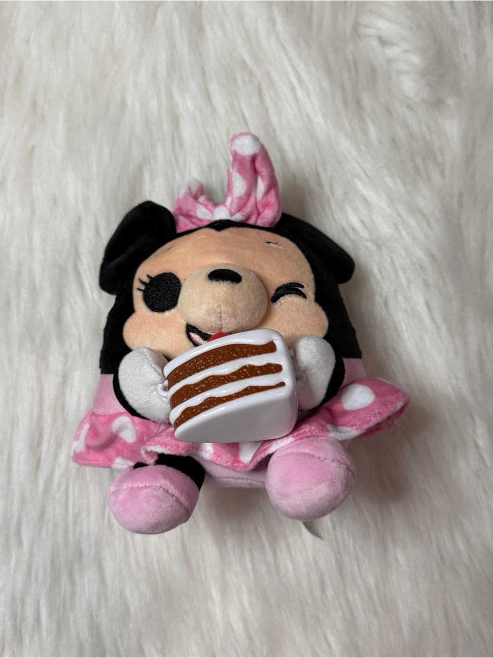 Disney Minnie Mouse Snackables Plushie
